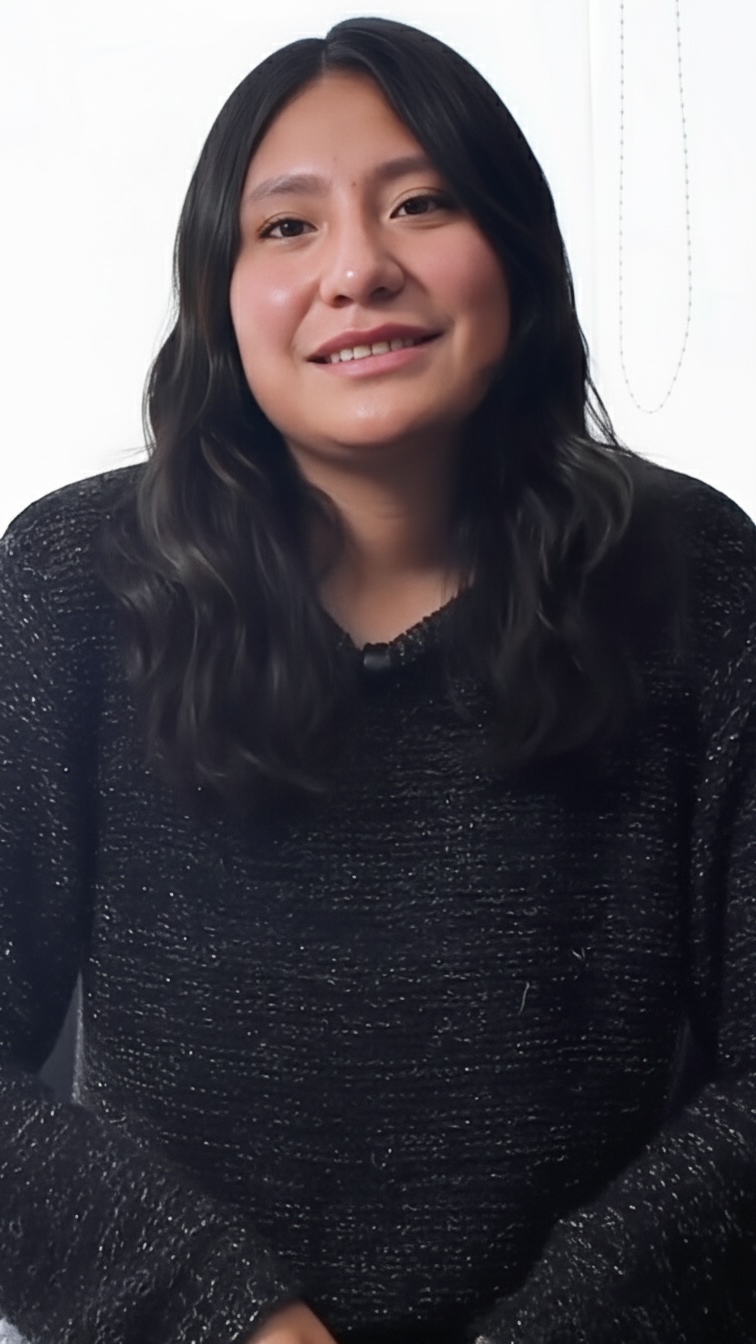 Imagen vertical de Anneth venció la leucemia a sus 16 años